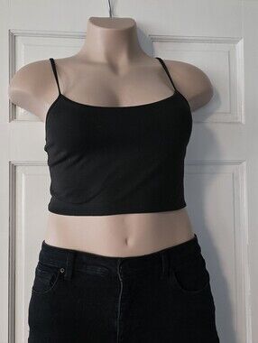 Klassy Network black crop tank